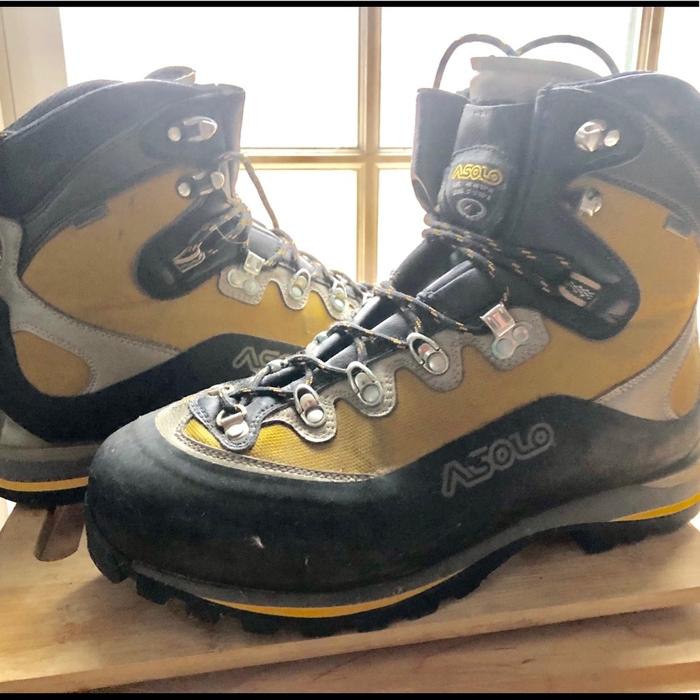 Asolo Mountaineering Boots